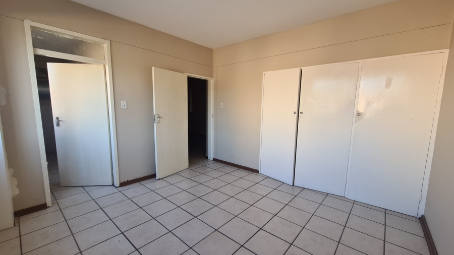 1 Bedroom Property for Sale in Potchefstroom North West